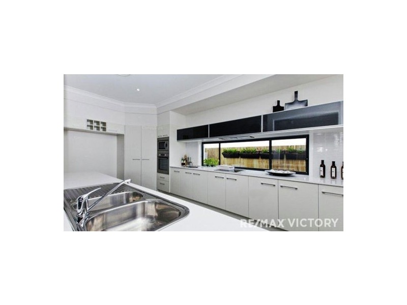 18 DULARCHA STREET, Caboolture South QLD 4510