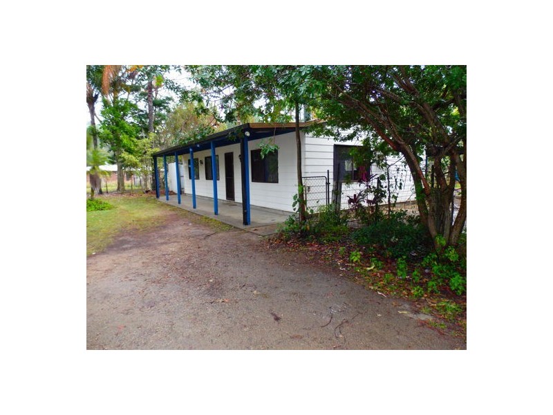 114 Pumicestone Road, Caboolture QLD 4510