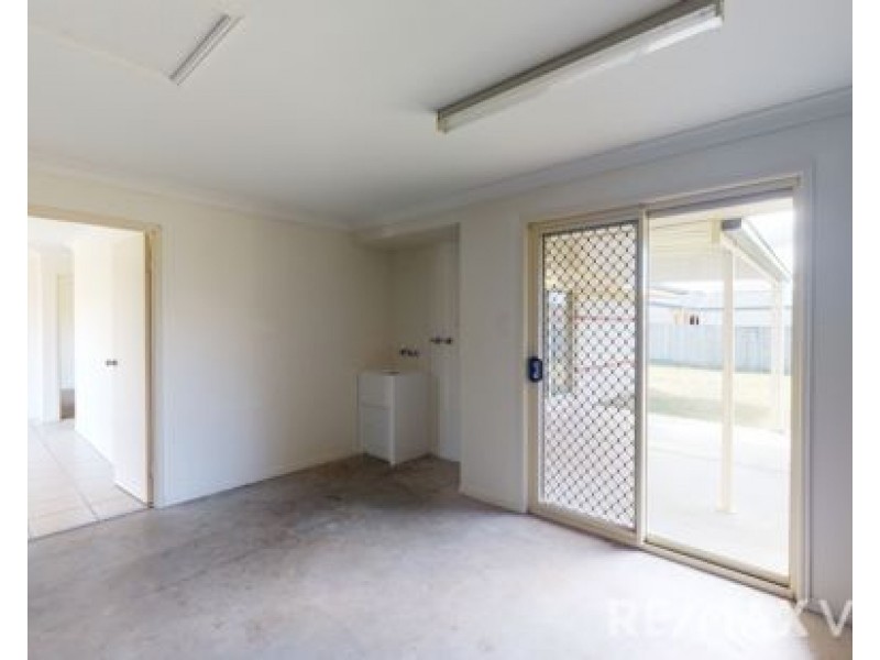 17 Kerswell Street, Caboolture QLD 4510
