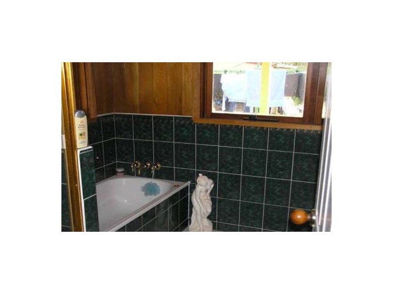 453 Oakey Flat Road, Morayfield QLD 4506