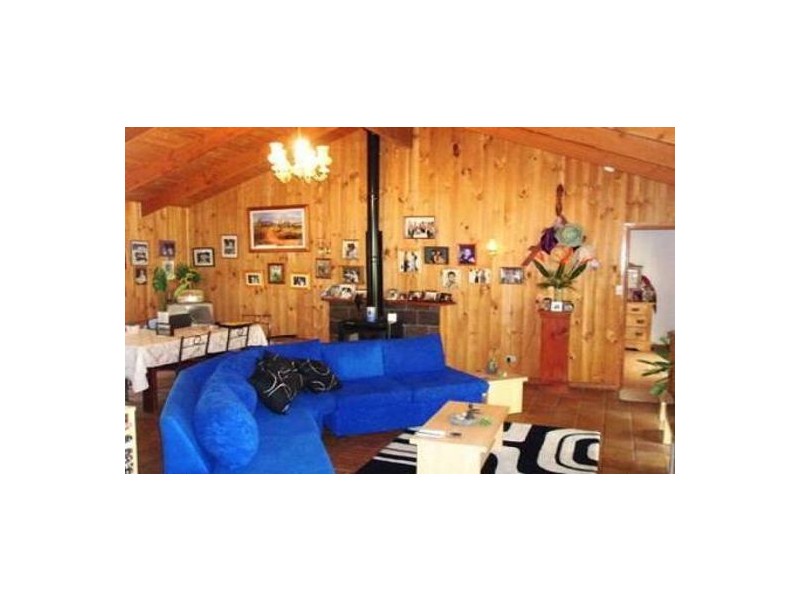 453 Oakey Flat Road, Morayfield QLD 4506