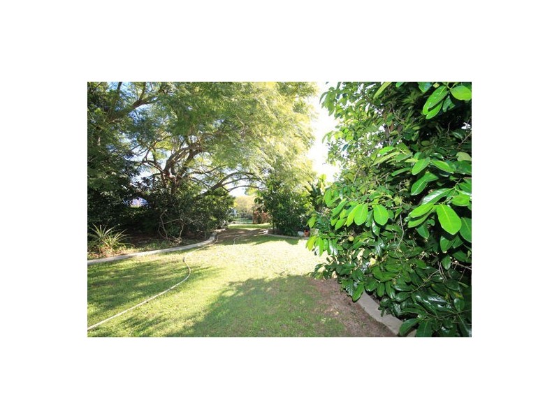 Glass House Mountains QLD 4518