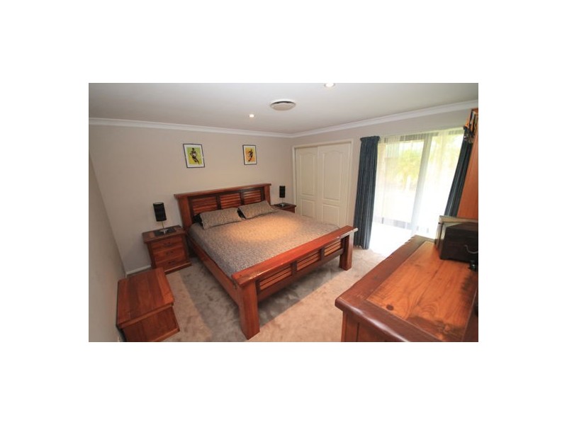 19 Coventry Place, Caboolture QLD 4510