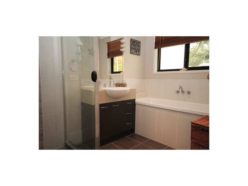 19 Coventry Place, Caboolture QLD 4510