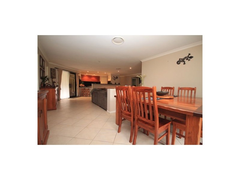 19 Coventry Place, Caboolture QLD 4510