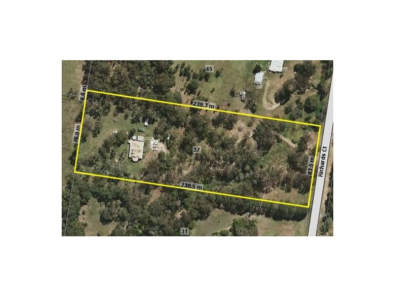 37 RICHARDS CRT, Bellmere QLD 4510