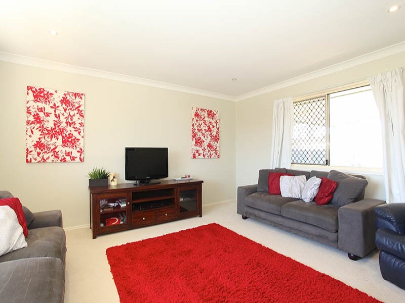 7 Willowleaf Circuit, Upper Caboolture QLD 4510