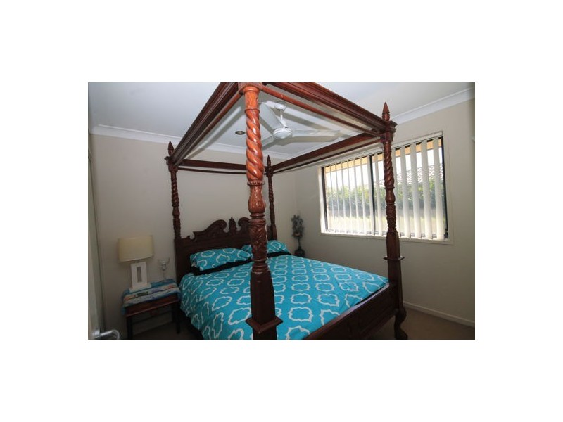 8 Redcedar Place, Morayfield QLD 4506