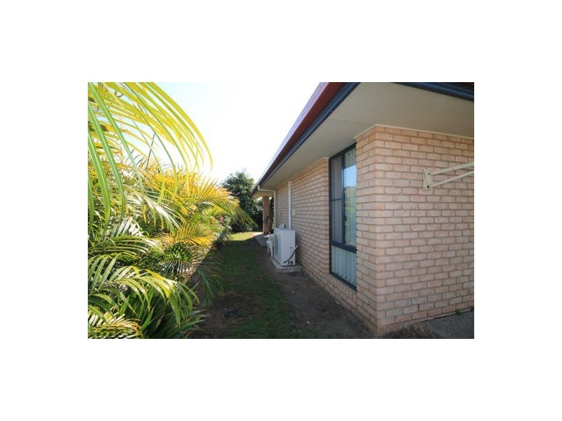 8 Redcedar Place, Morayfield QLD 4506