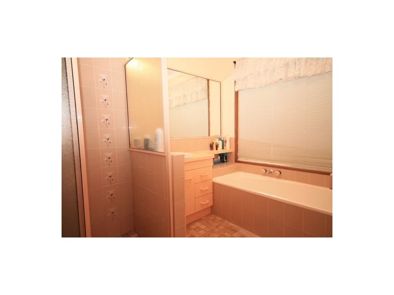 492 Oakey Flat Road, Morayfield QLD 4506