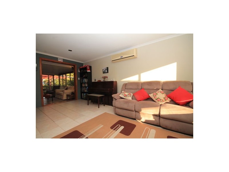 10 Provis Court, Morayfield QLD 4506