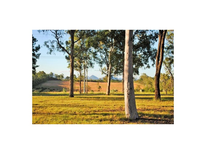 618 Bellmere Road, Bellmere QLD 4510