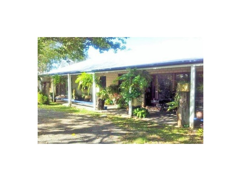 618 Bellmere Road, Bellmere QLD 4510