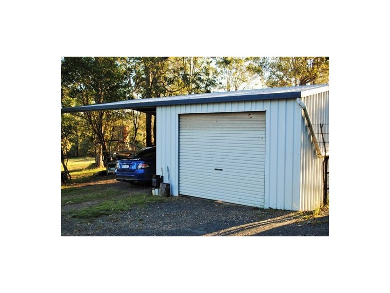 618 Bellmere Road, Bellmere QLD 4510