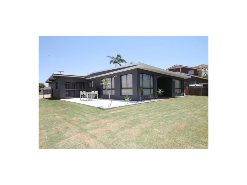 62 Norfolk Esplanade, Caboolture South QLD 4510