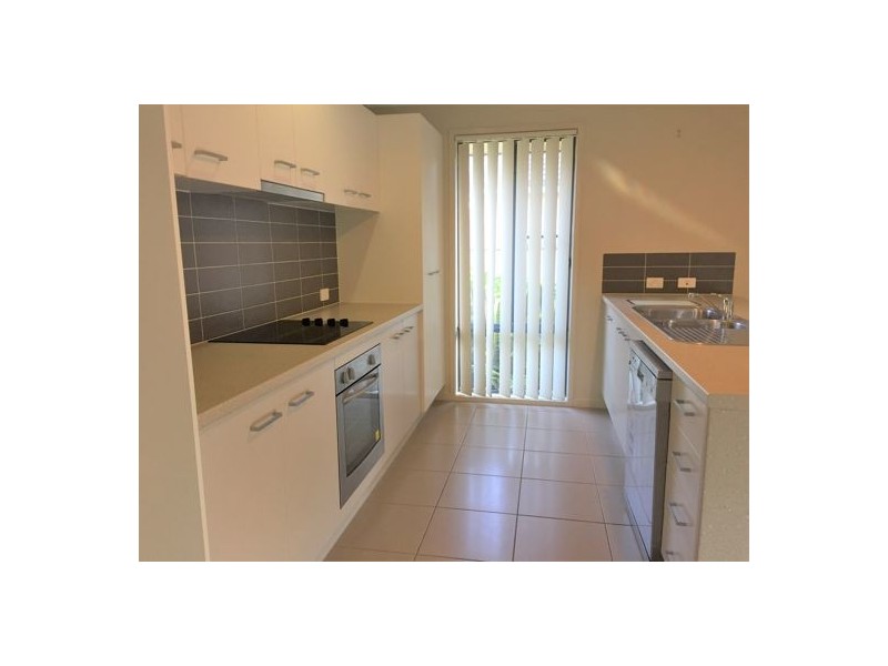 8 Redcedar Place, Morayfield QLD 4506