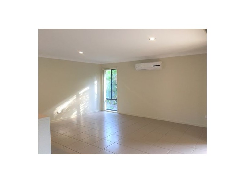 8 Redcedar Place, Morayfield QLD 4506
