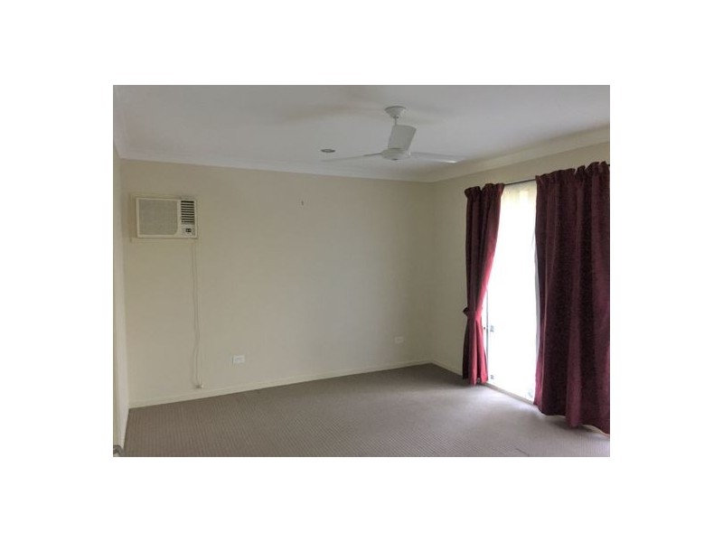 8 Redcedar Place, Morayfield QLD 4506