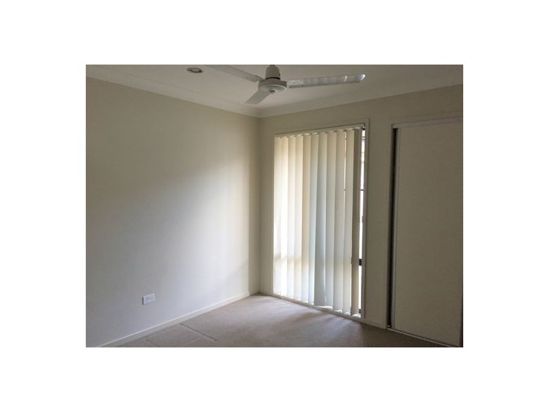 8 Redcedar Place, Morayfield QLD 4506