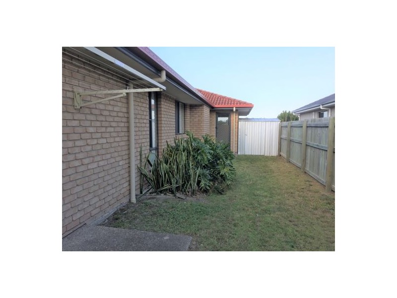 8 Redcedar Place, Morayfield QLD 4506