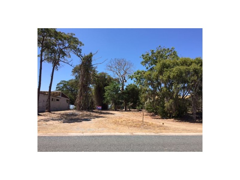 70 Gloucester Avenue, Hideaway Bay QLD 4800