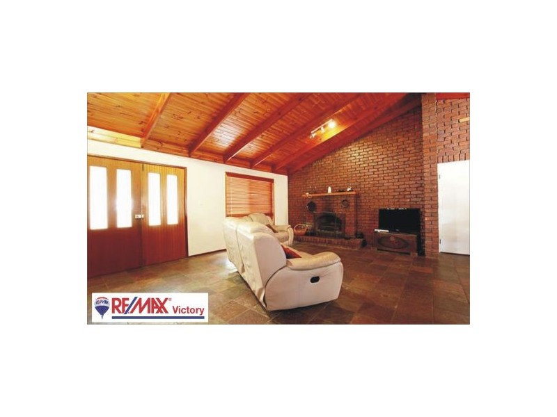 9 Gregory Place, Albany Creek QLD 4035