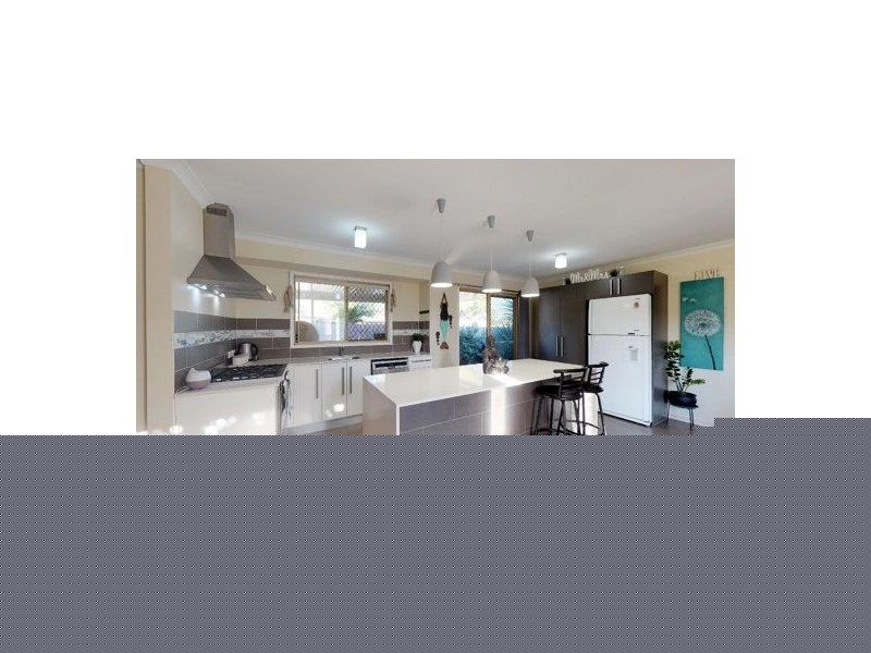 17 FERNLEA CT, Caboolture QLD 4510