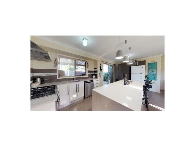17 FERNLEA CT, Caboolture QLD 4510