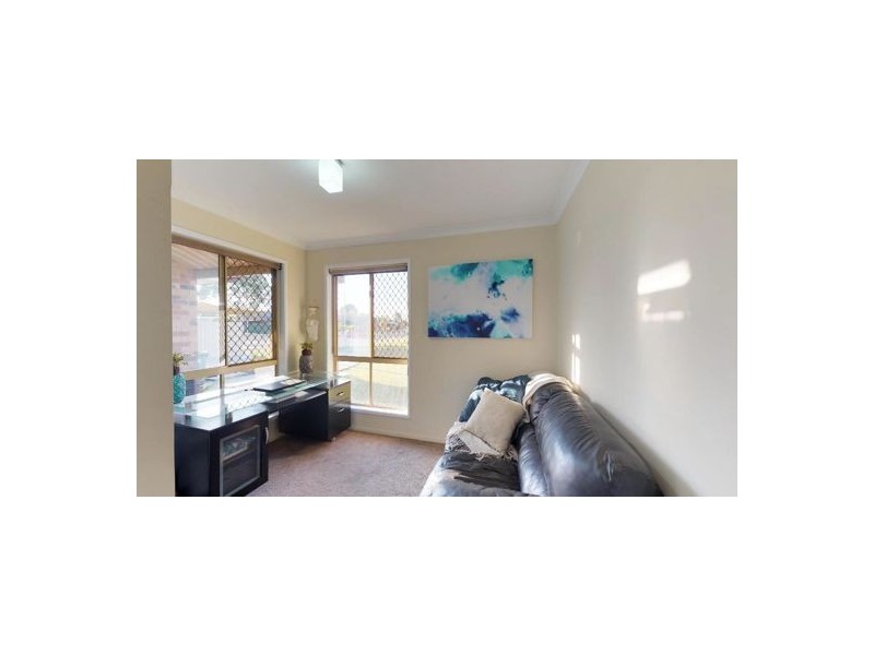 17 FERNLEA CT, Caboolture QLD 4510