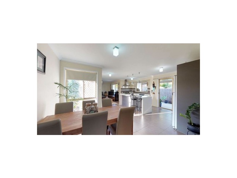 17 FERNLEA CT, Caboolture QLD 4510