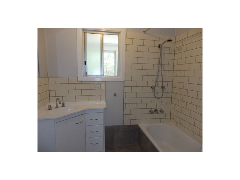 85 Torrens Rd, Caboolture South QLD 4510