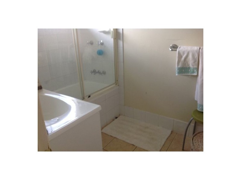 33 Lawson Street, Caboolture QLD 4510