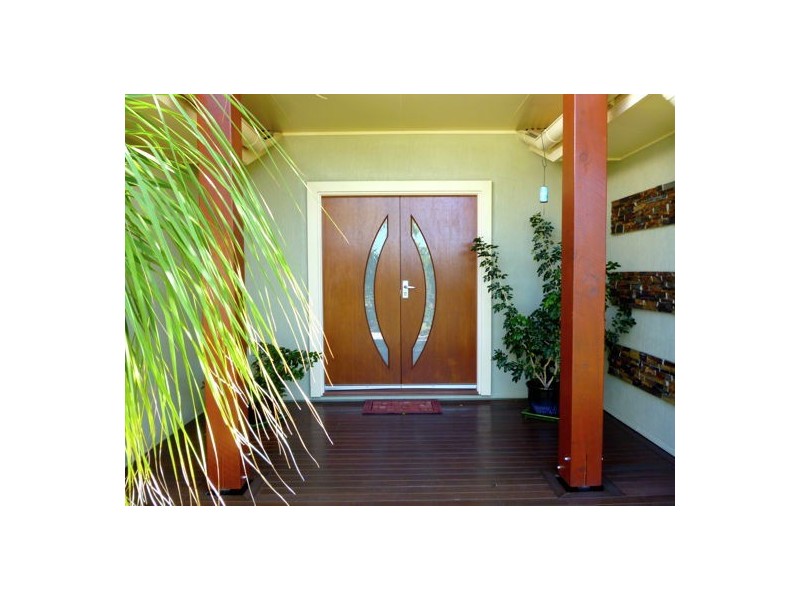 9 Treefrog Street, Sandstone Point QLD 4511