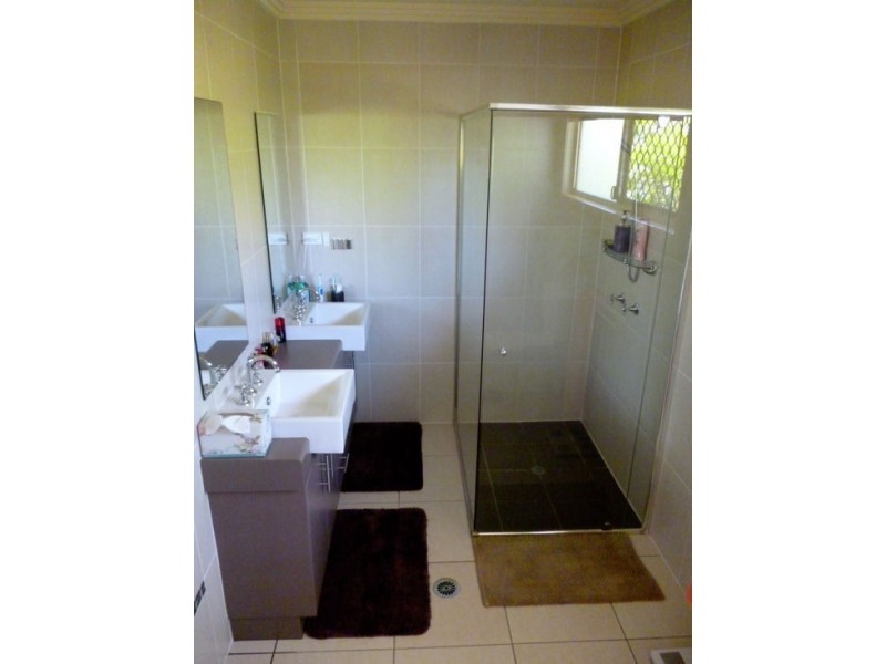 9 Treefrog Street, Sandstone Point QLD 4511