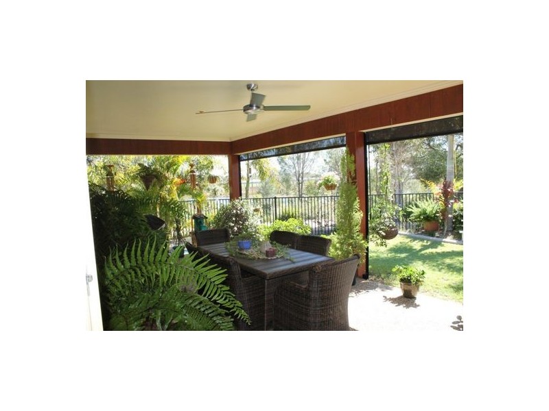 9 Treefrog Street, Sandstone Point QLD 4511