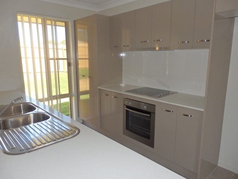 1 Frepelle Street, Morayfield QLD 4506