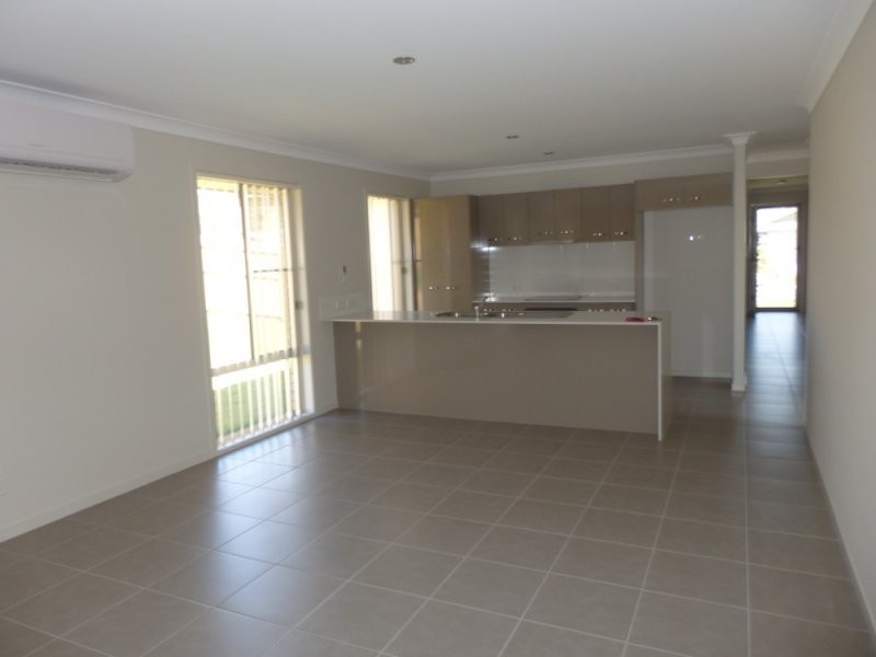 1 Frepelle Street, Morayfield QLD 4506