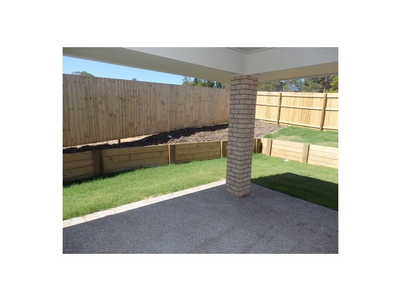 1 Frepelle Street, Morayfield QLD 4506