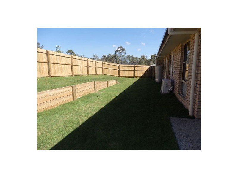 1 Frepelle Street, Morayfield QLD 4506