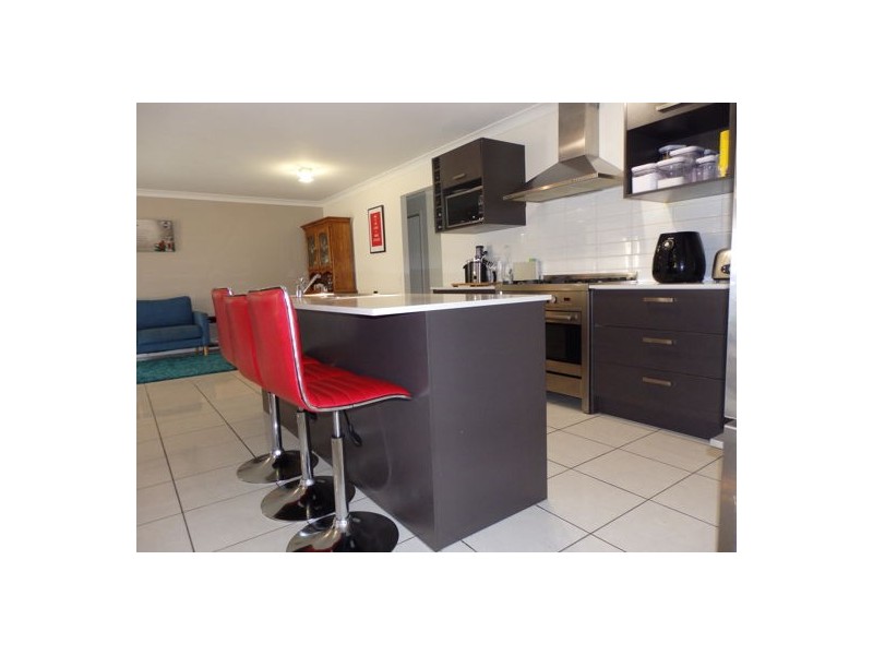 8 Lanita Ch, Morayfield QLD 4506