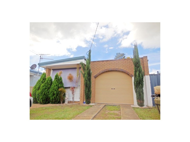 7 Moon St, Caboolture South QLD 4510