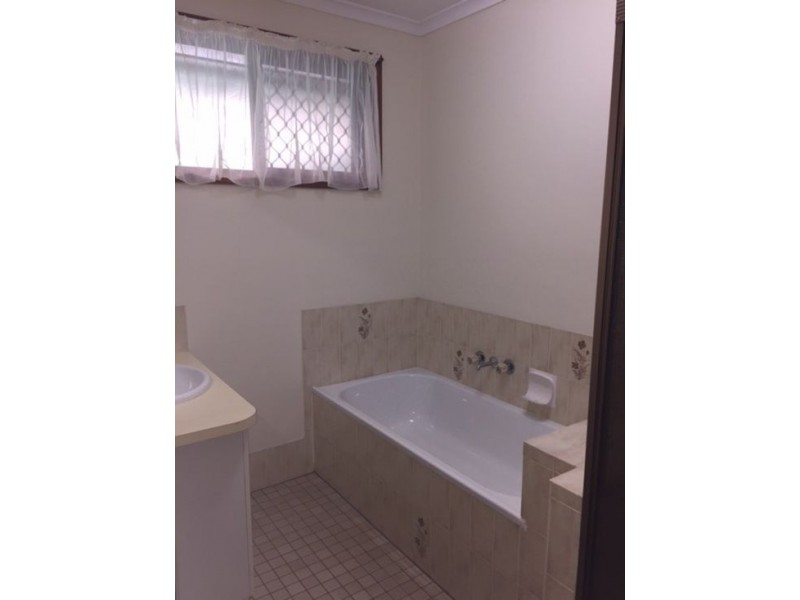 8 Fairweather Street, Woorim QLD 4507