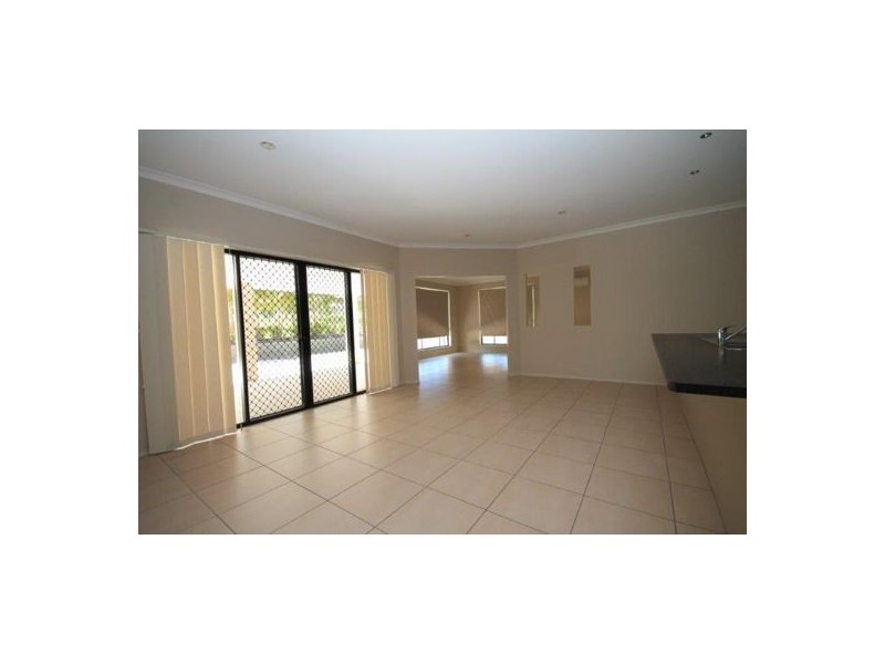 1-3 Northfield Place, Elimbah QLD 4516