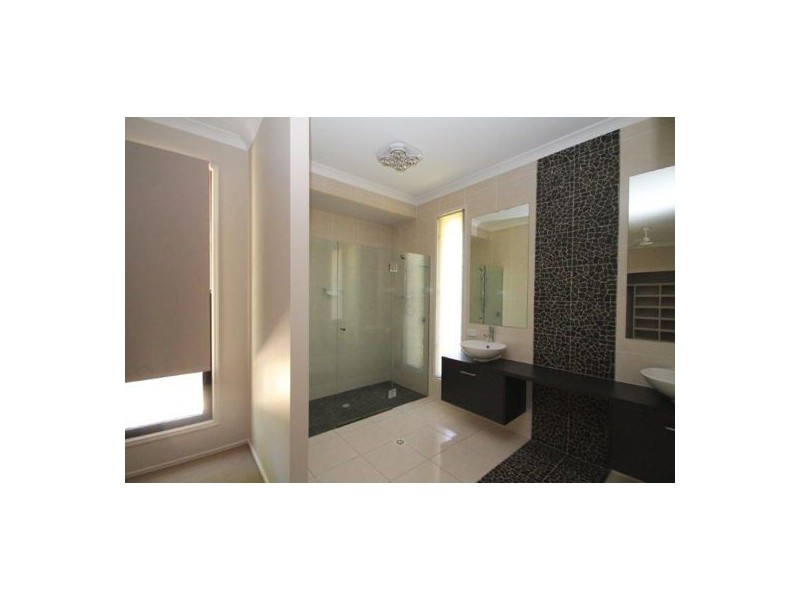 1-3 Northfield Place, Elimbah QLD 4516