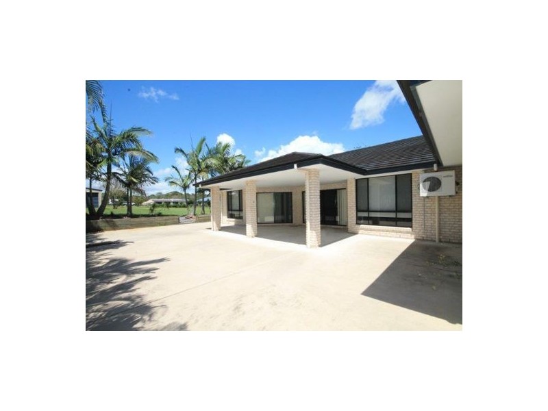 1-3 Northfield Place, Elimbah QLD 4516