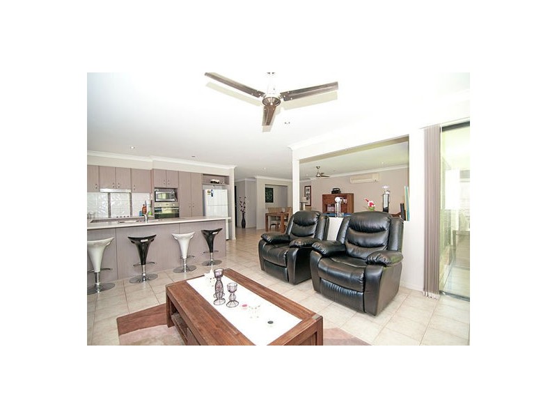 8 Baphal Crescent, Narangba QLD 4504