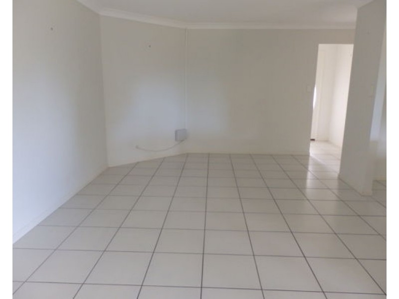 8 Peta Street, Kallangur QLD 4503