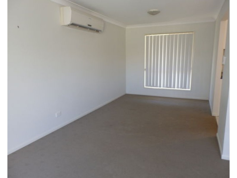 8 Peta Street, Kallangur QLD 4503