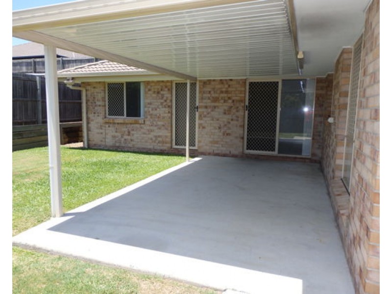 8 Peta Street, Kallangur QLD 4503