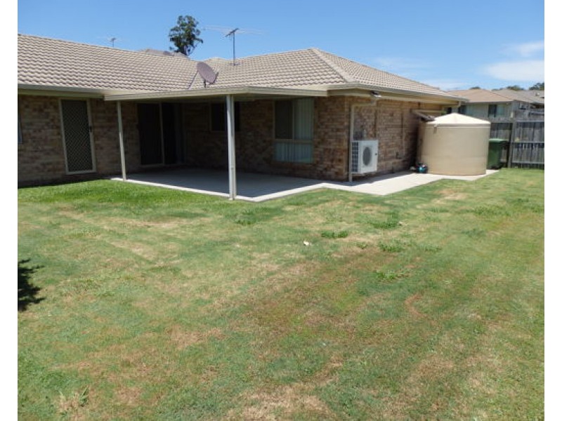 8 Peta Street, Kallangur QLD 4503